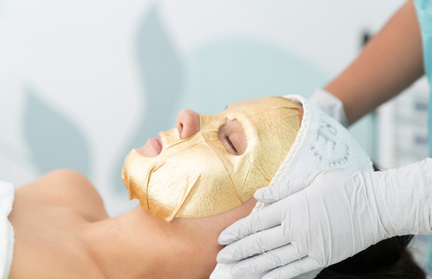 Lotus Radiant Golden Glow Facial